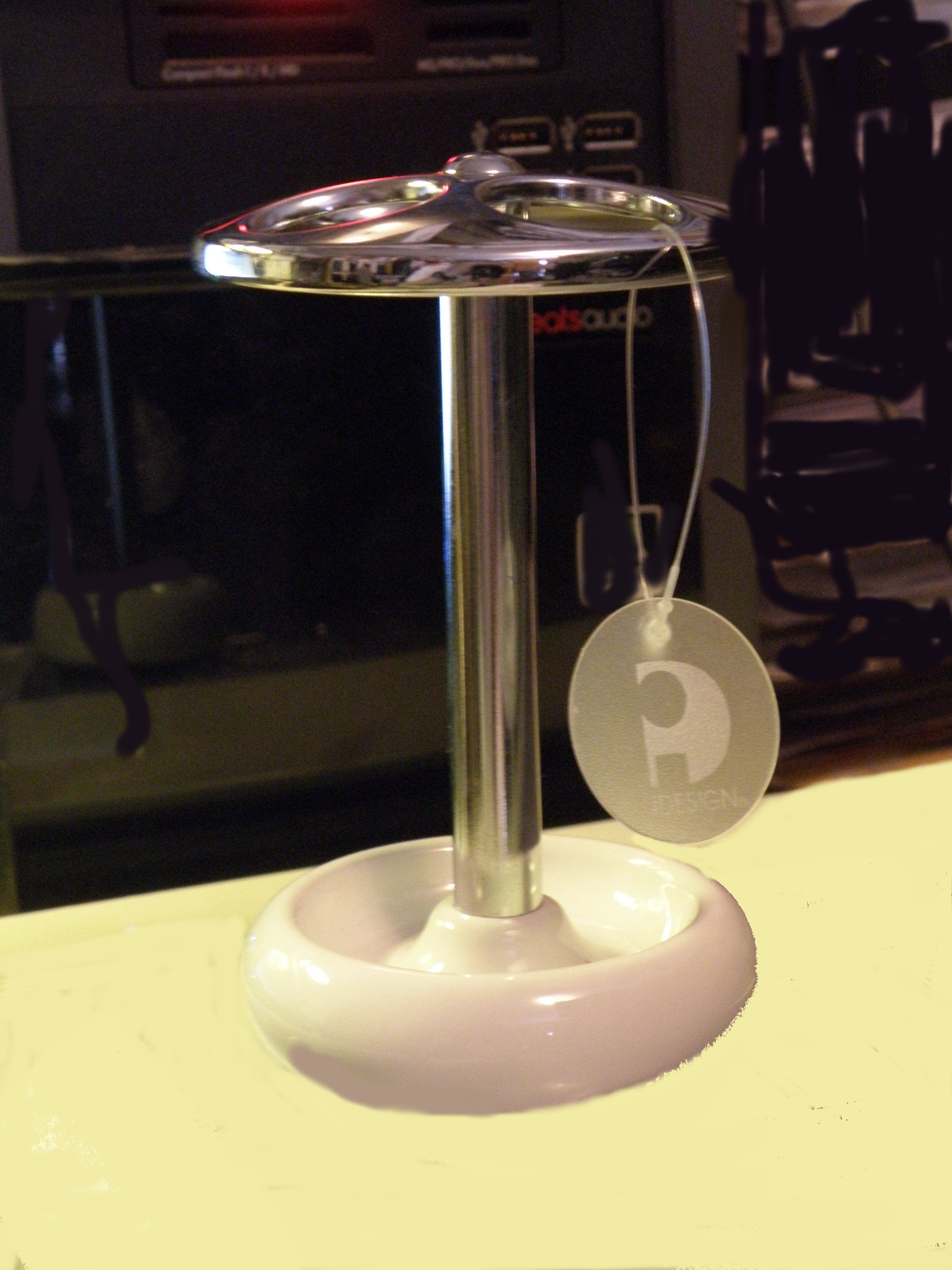 ID Porcelain ToothBrush Holder Stand.jpg